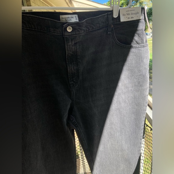 Abercrombie & Fitch Ultra High Rise The 90s Straight Jeans Size 35 Plus Size 20 - Picture 16 of 17